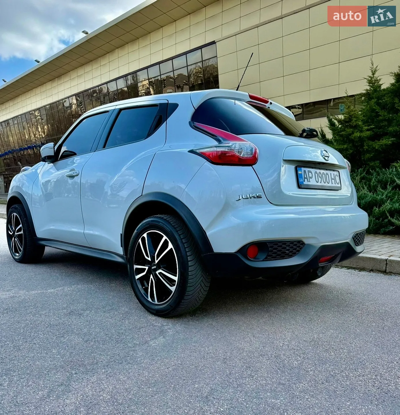 2015 Nissan Juke - мініатюра 18