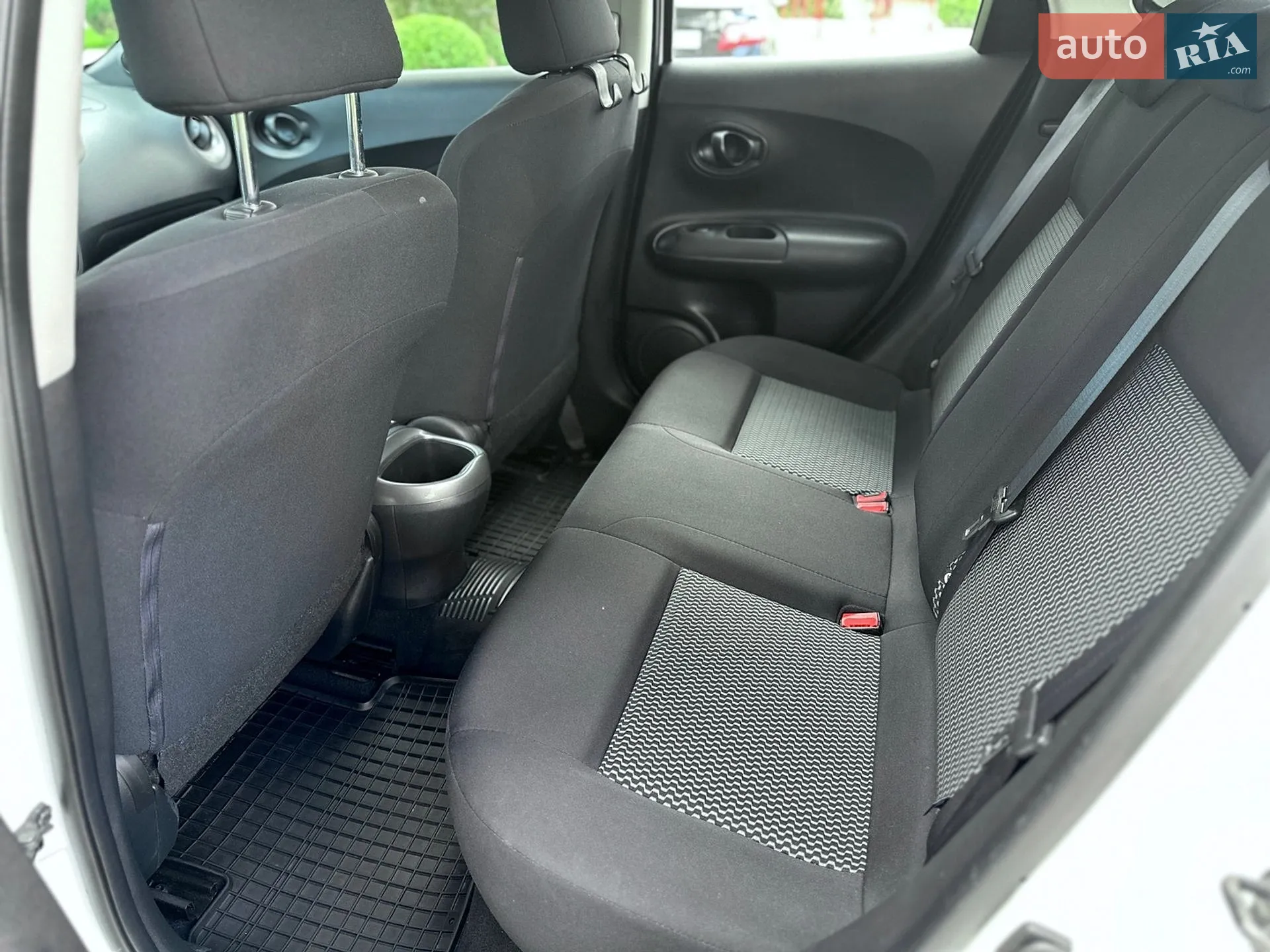 2016 Nissan Juke - мініатюра 11