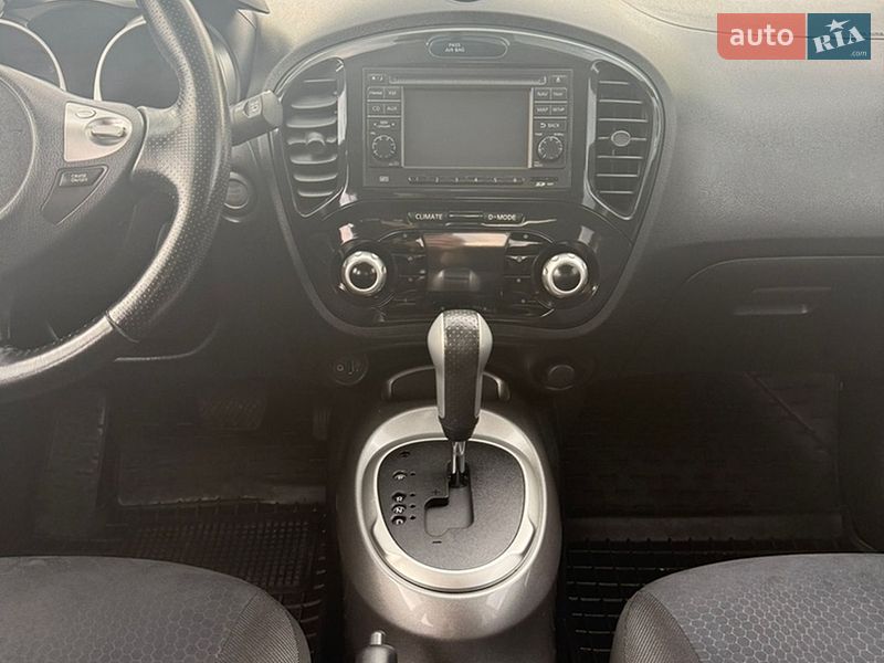 Позашляховик / Кросовер Nissan Juke 2012 в Одесі