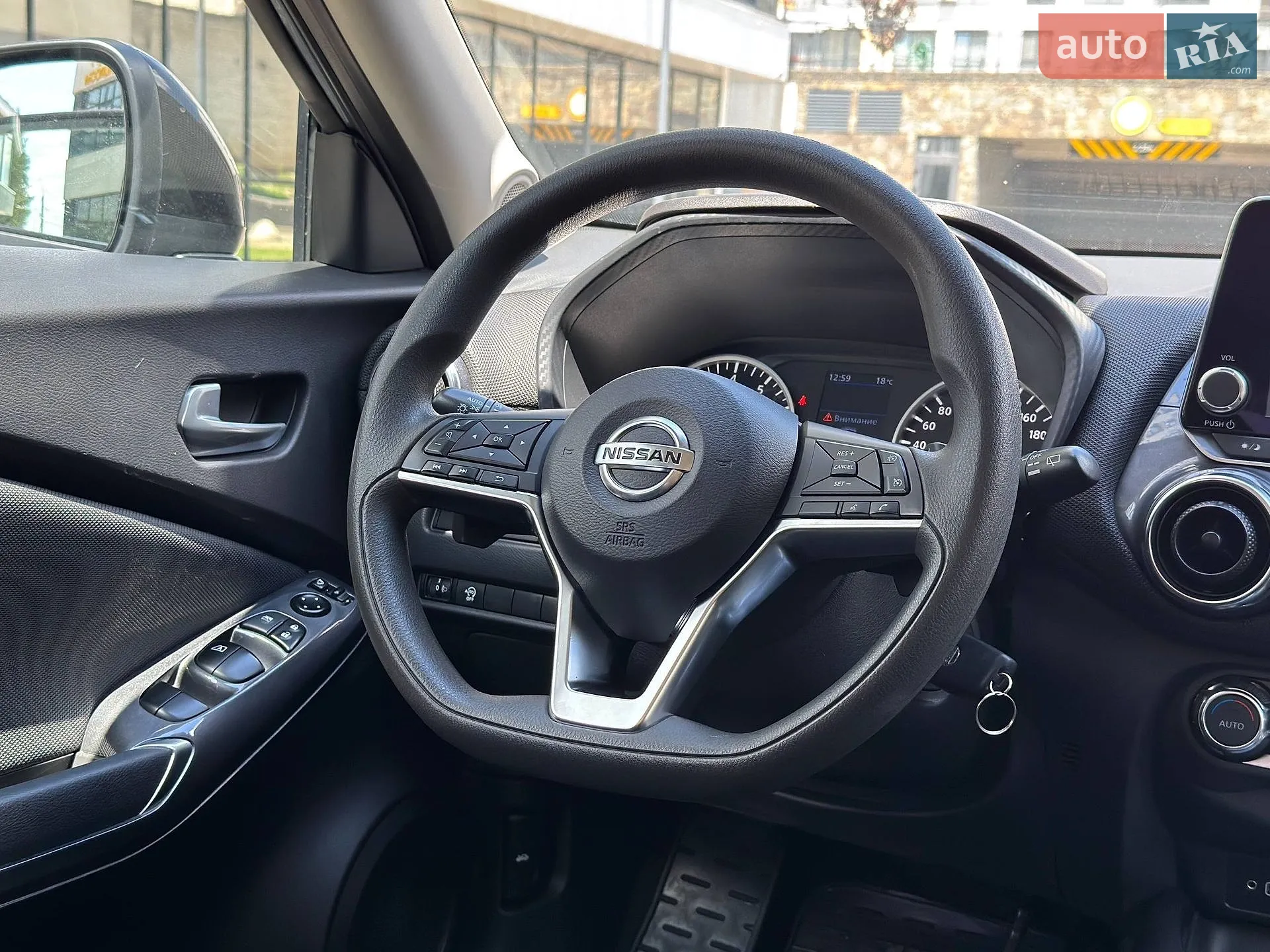2021 Nissan Juke - мініатюра 24