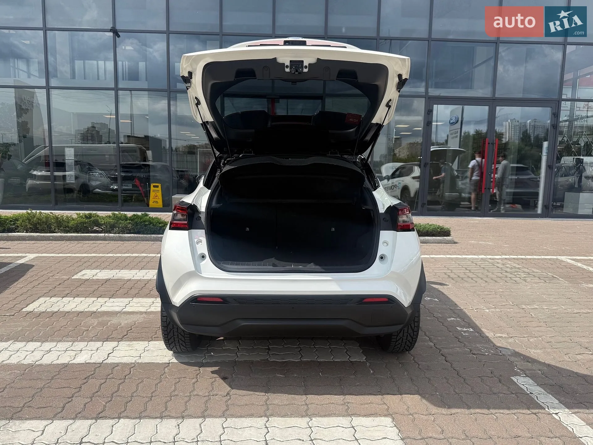 2022 Nissan Juke - мініатюра 9
