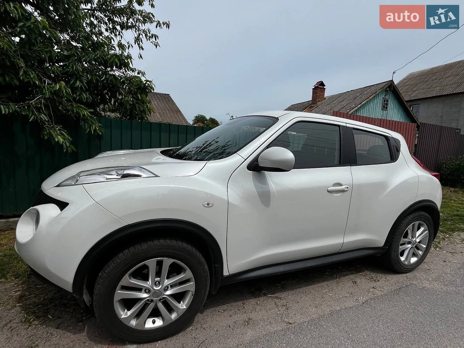 2014 Nissan Juke - мініатюра 2
