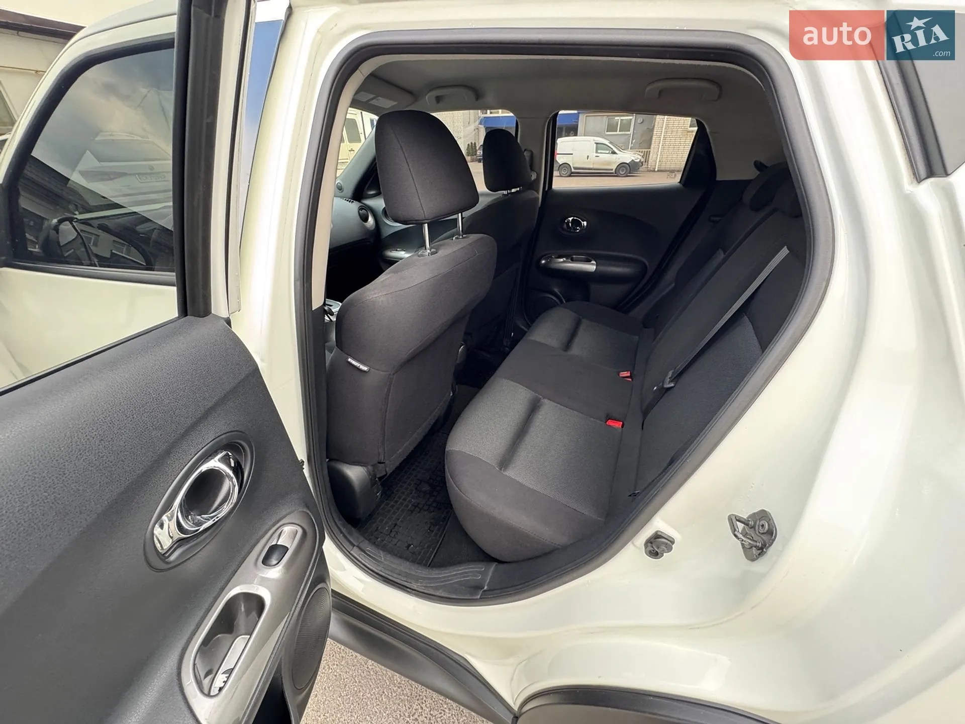 2013 Nissan Juke - мініатюра 16