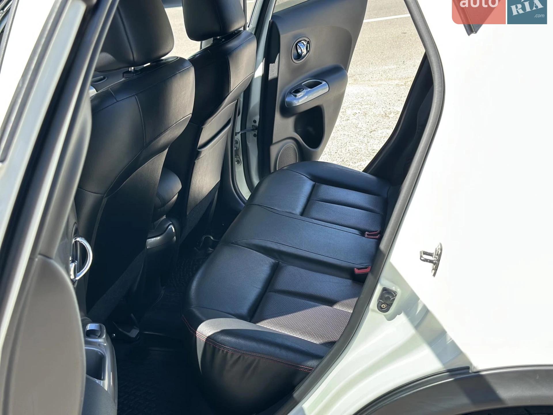 2011 Nissan Juke - мініатюра 24