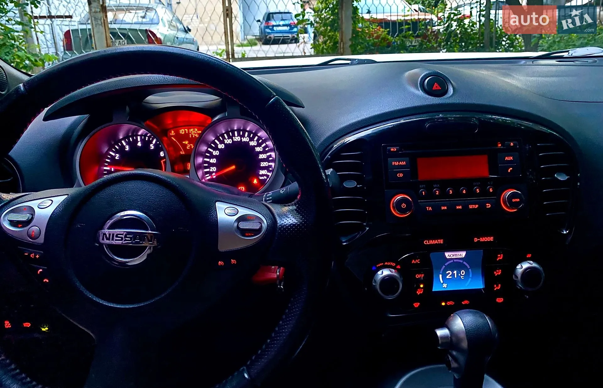 2013 Nissan Juke - мініатюра 21