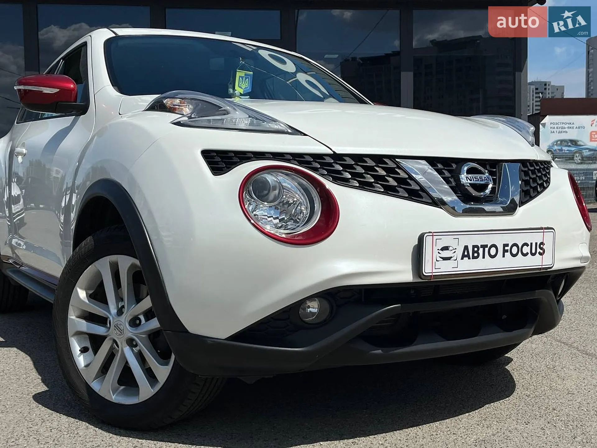 2017 Nissan Juke - мініатюра 2