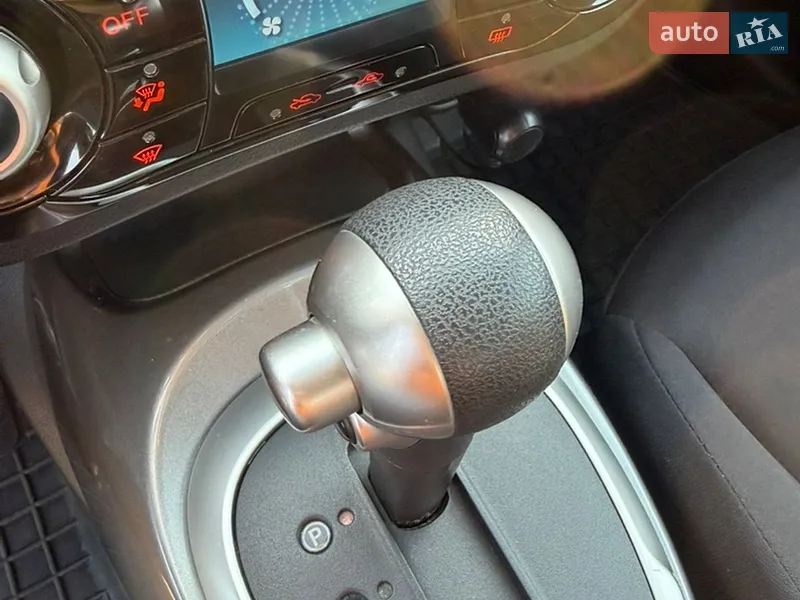 Nissan Juke 2017 VIN SJNFBAF15U7387707 фото оголошення 14 з 57