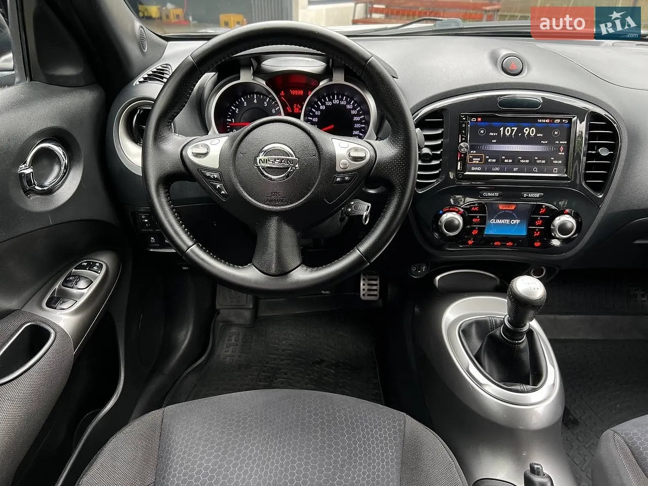 2011 Nissan Juke - мініатюра 21
