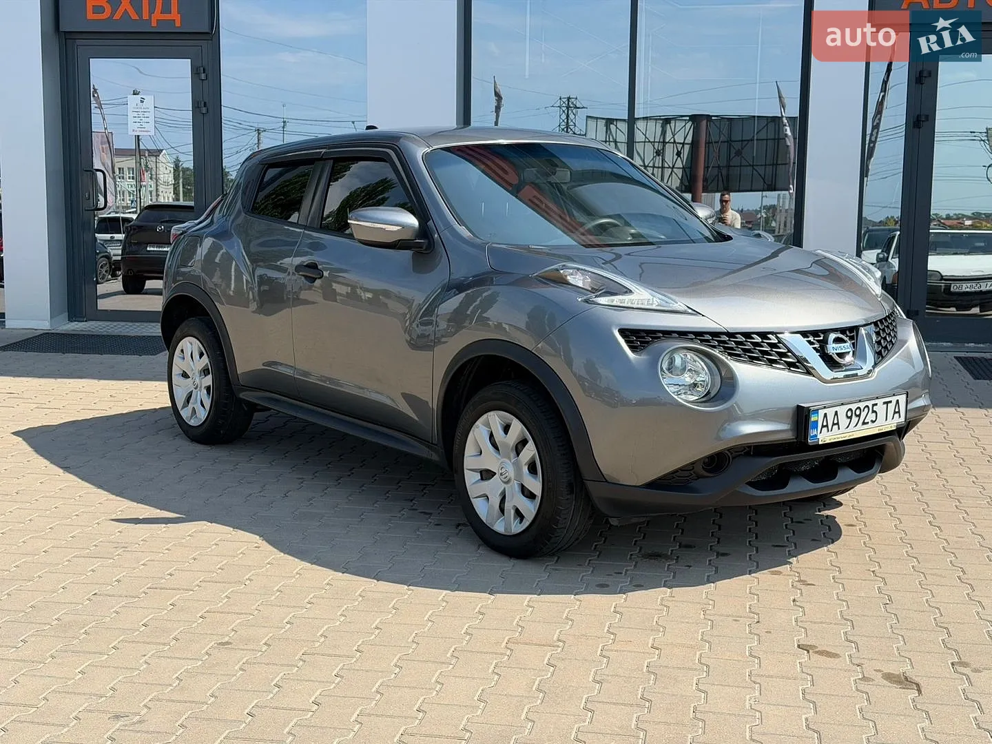 2017 Nissan Juke - мініатюра 2