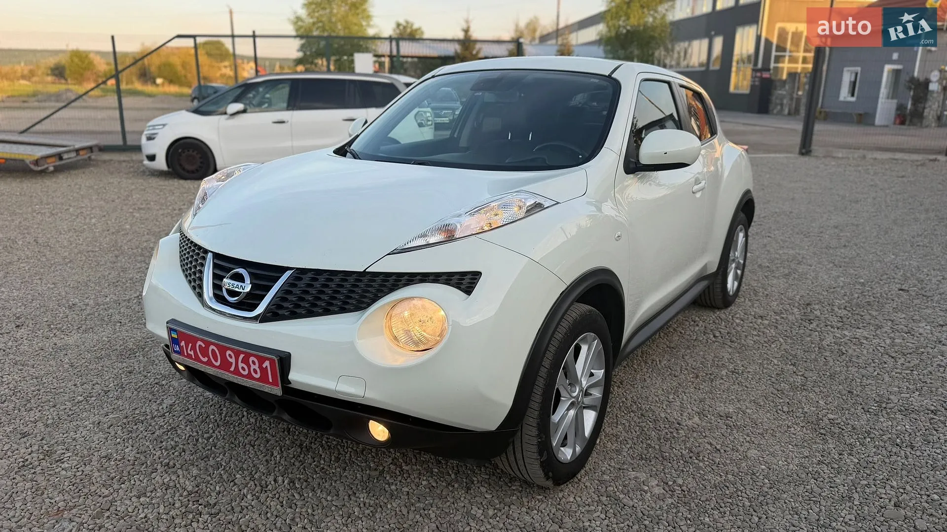 2010 Nissan Juke - мініатюра 2