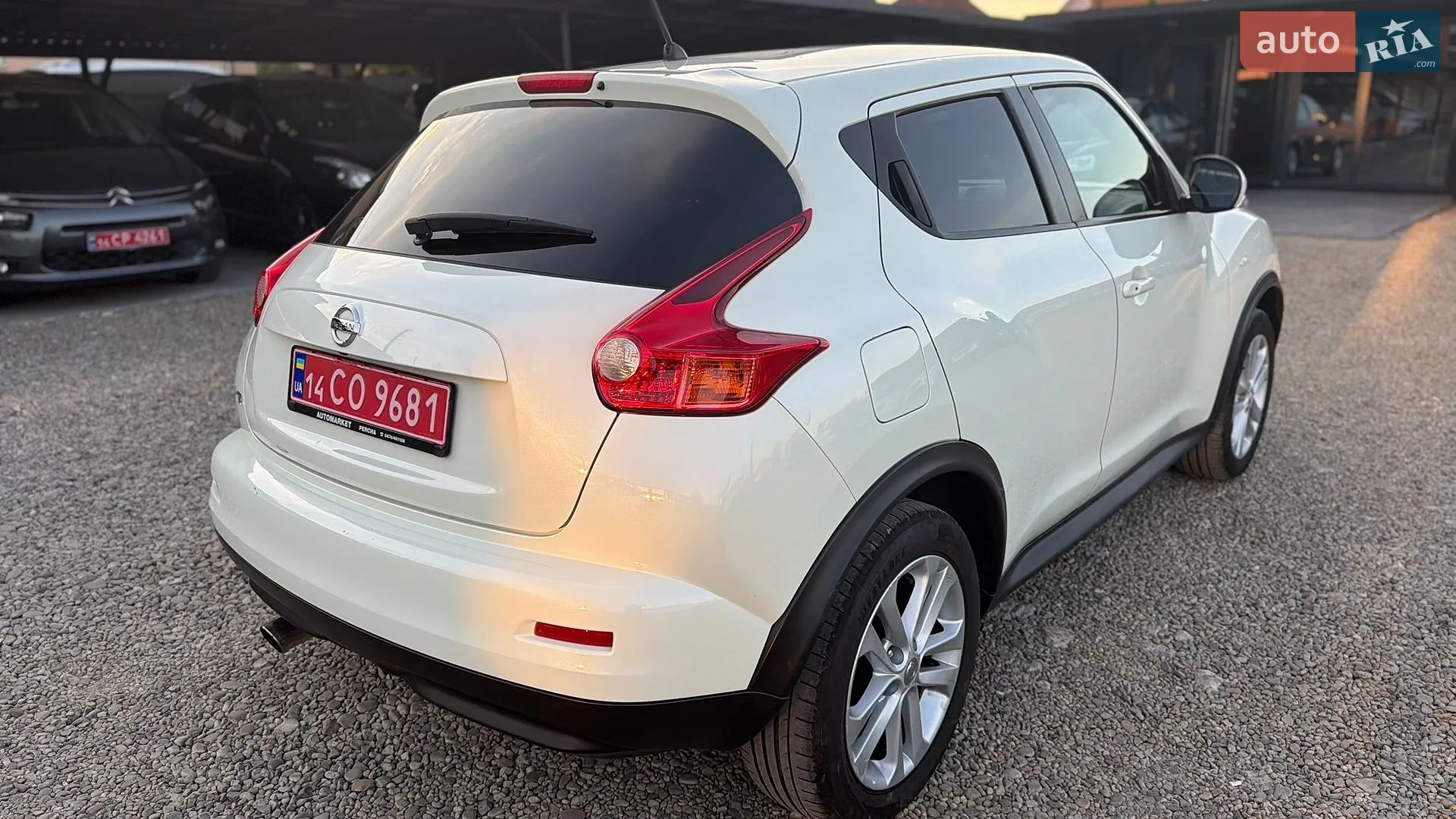 2010 Nissan Juke - мініатюра 10