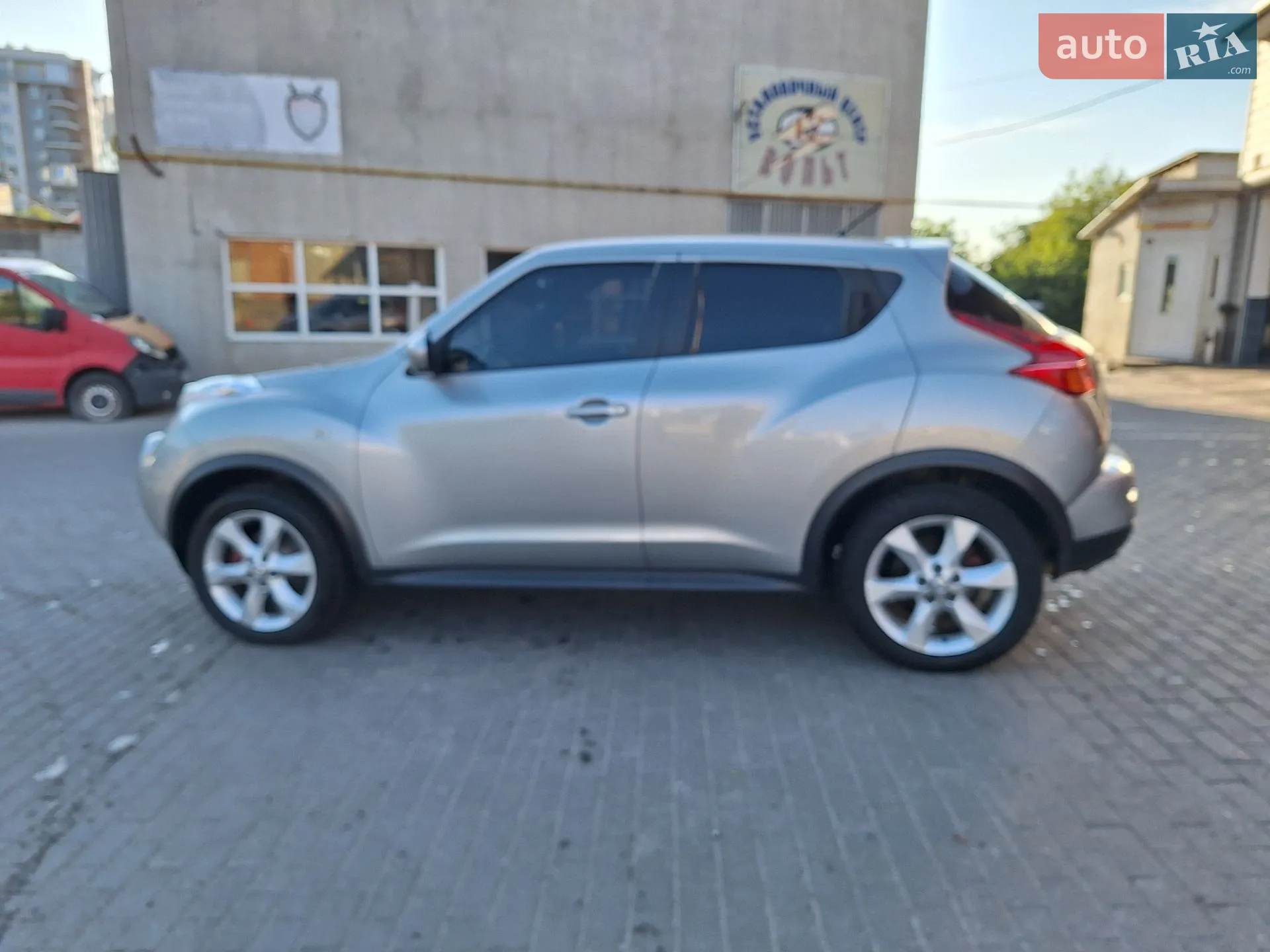 2010 Nissan Juke - мініатюра 3