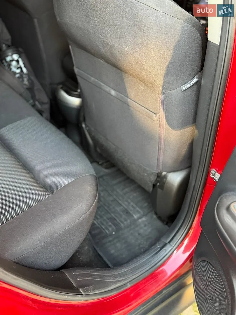 2012 Nissan Juke - мініатюра 28