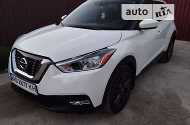 Позашляховик / Кросовер Nissan Kicks 2020 в 