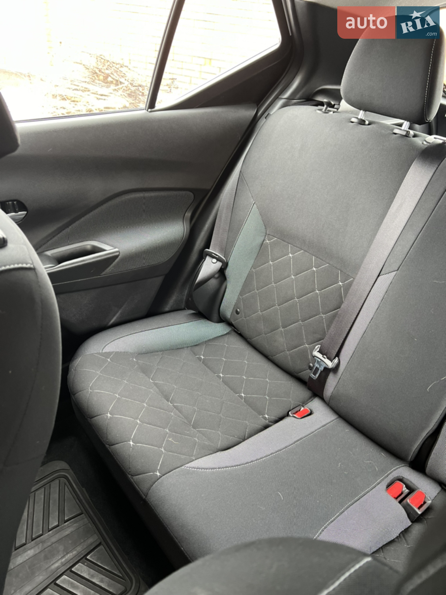2019 Nissan Kicks - мініатюра 16