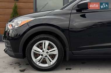 Внедорожник / Кроссовер Nissan Kicks 2020 в 
