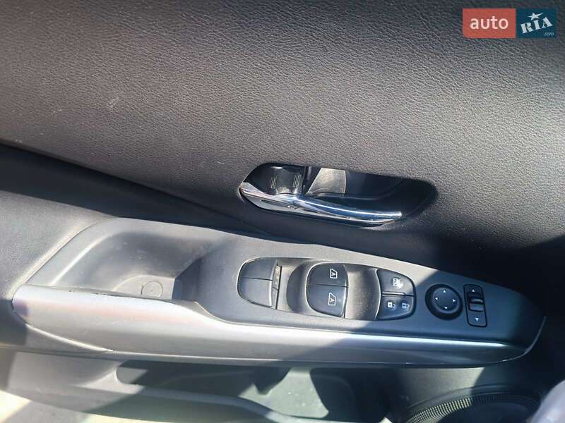 Внедорожник / Кроссовер Nissan Kicks 2018 в Запорожье