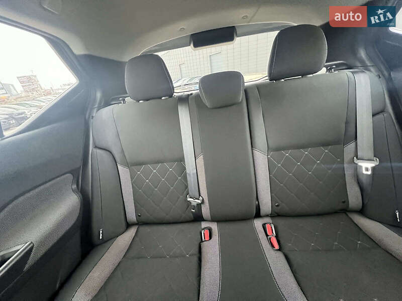 Внедорожник / Кроссовер Nissan Kicks 2020 в Львове