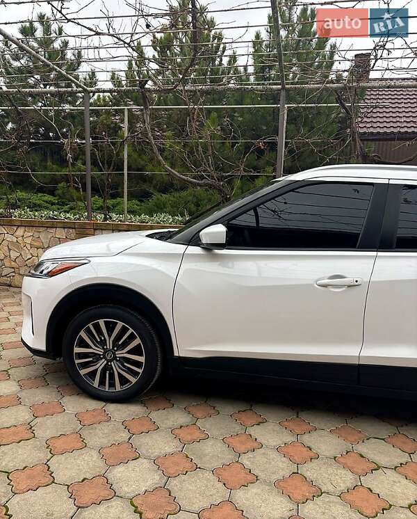 Внедорожник / Кроссовер Nissan Kicks 2021 в Одессе