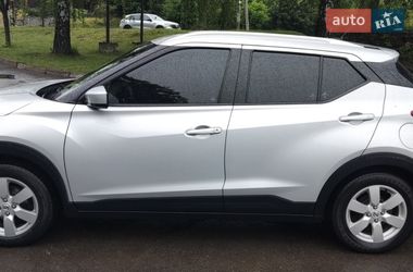 Внедорожник / Кроссовер Nissan Kicks 2019 в Золочеве