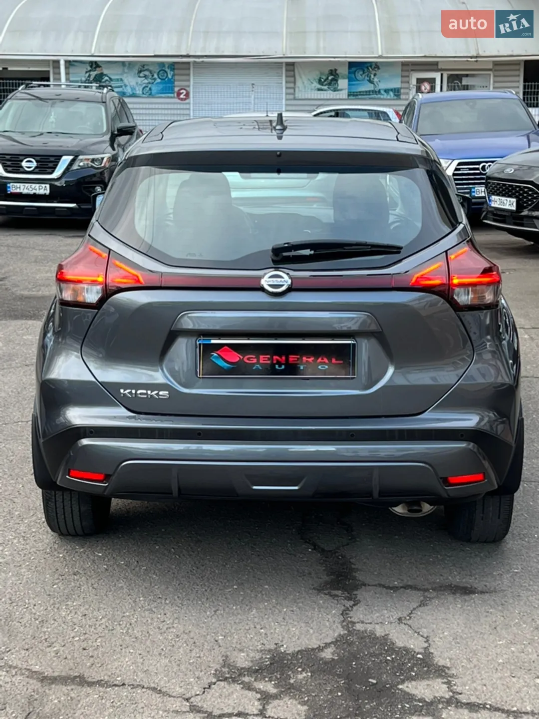 2021 Nissan Kicks - мініатюра 9