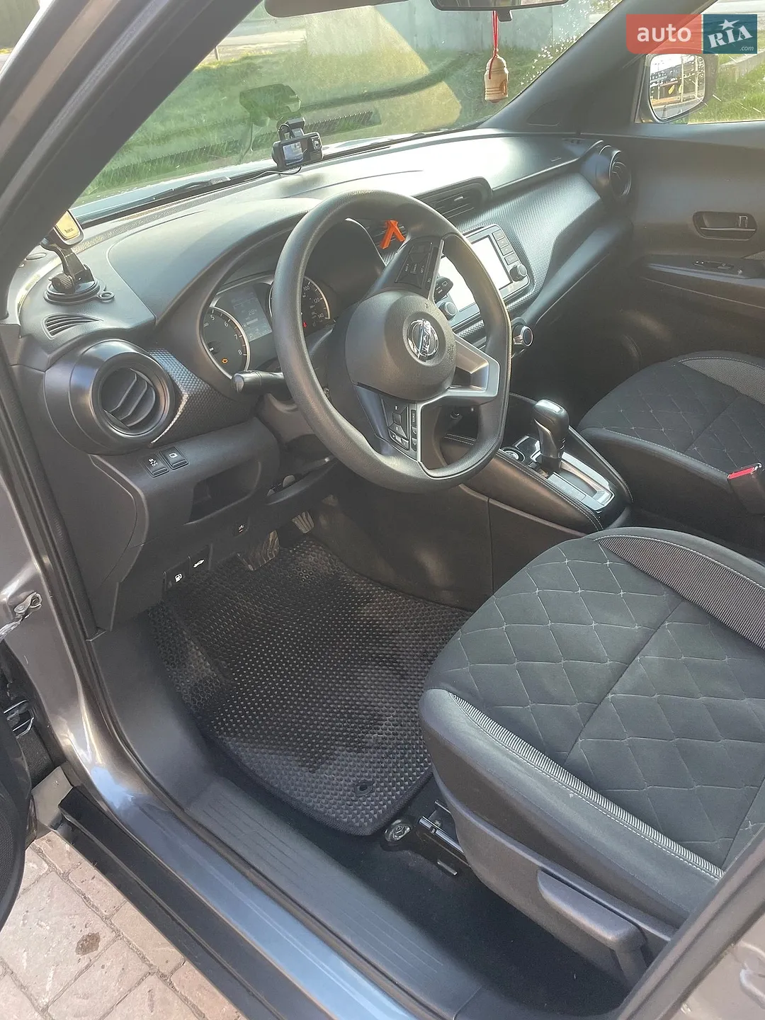 2019 Nissan Kicks - мініатюра 11