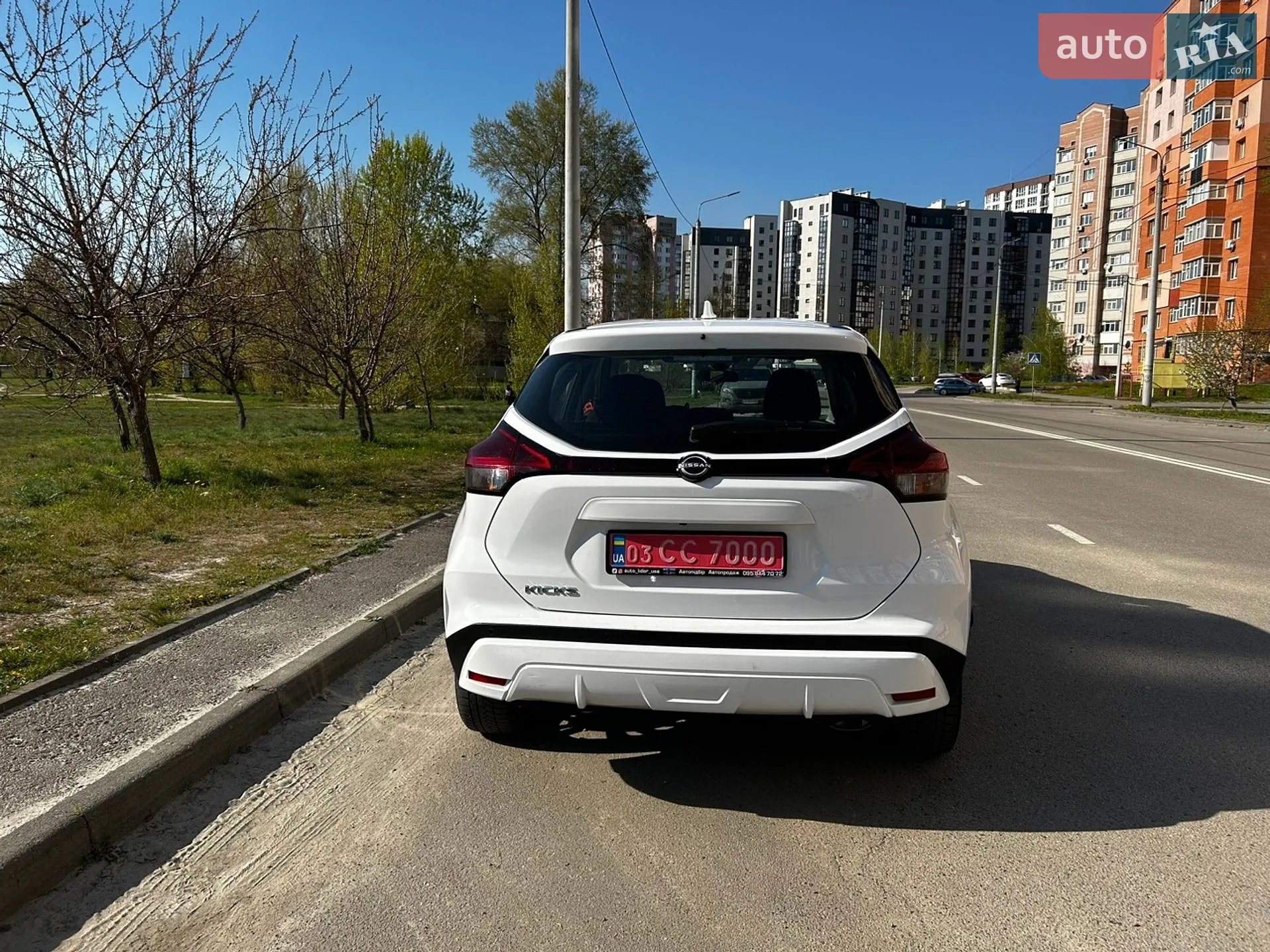 2024 Nissan Kicks - мініатюра 8