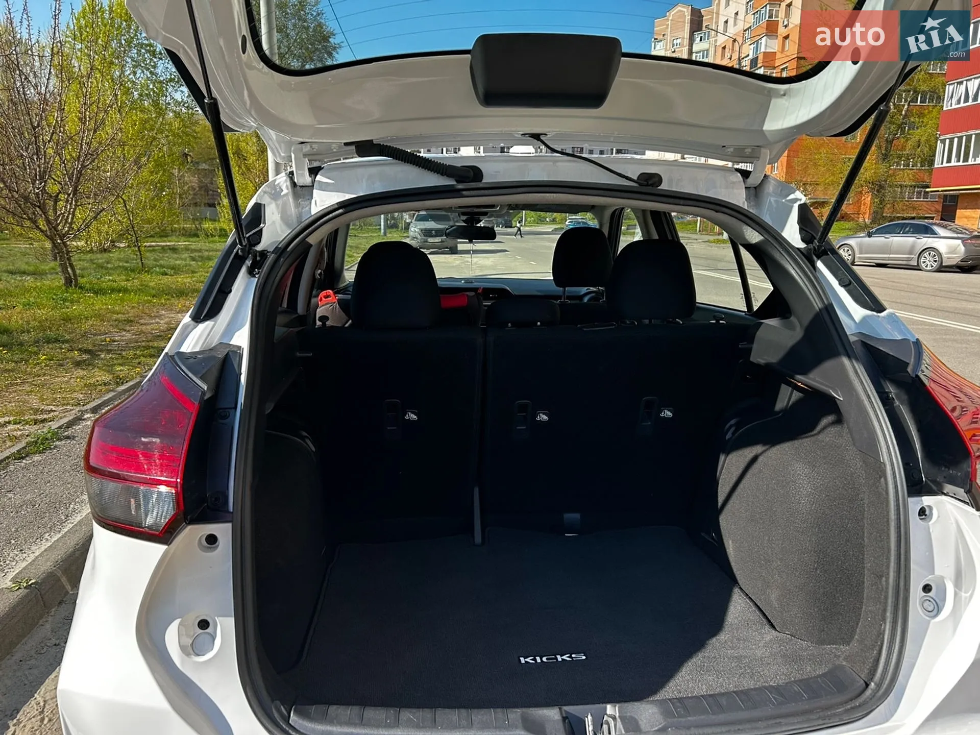 2024 Nissan Kicks - мініатюра 11