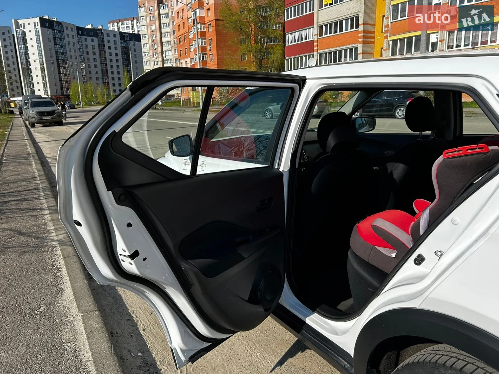 2024 Nissan Kicks - мініатюра 16