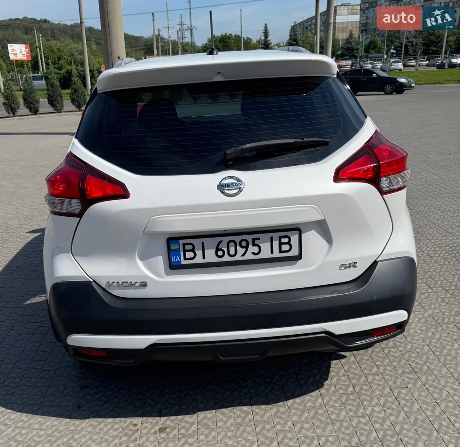 2019 Nissan Kicks - мініатюра 9
