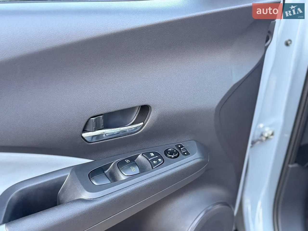 2021 Nissan Kicks - мініатюра 17