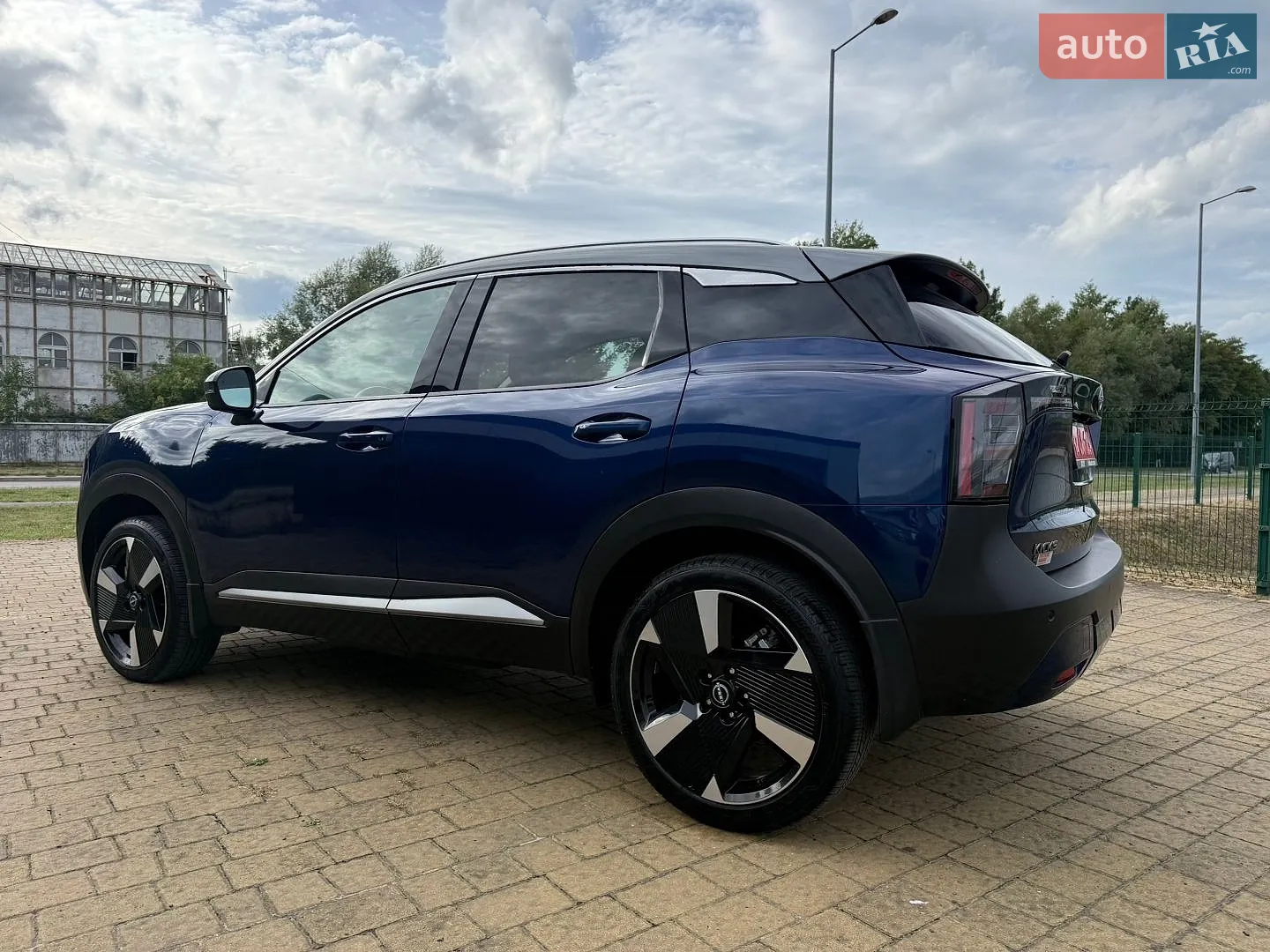 2025 Nissan Kicks - мініатюра 10
