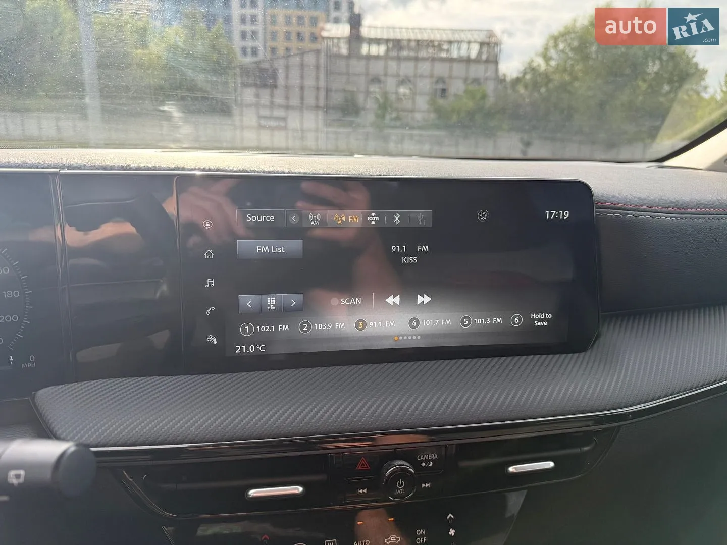 2025 Nissan Kicks - мініатюра 25