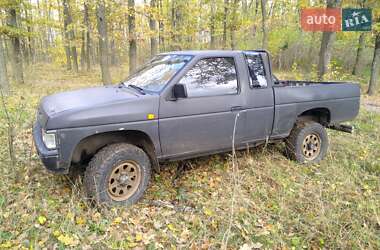 Пікап Nissan King Cab 1991 в Умані