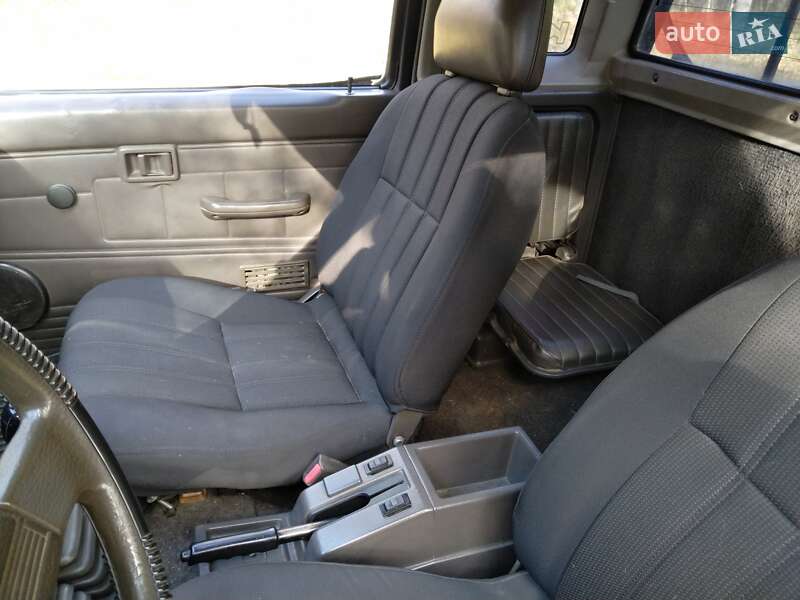 Пікап Nissan King Cab 1991 в Умані фото 8 Пікап Nissan King Cab 1991 в Умані