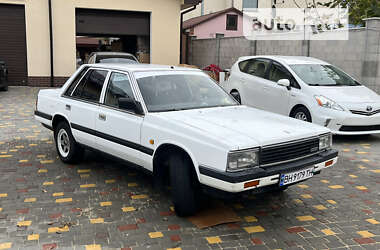 Седан Nissan Laurel 1986 в Одесі