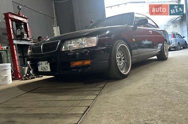 Седан Nissan Laurel 2001 в Киеве
