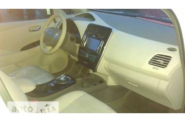 Хэтчбек Nissan Leaf 2013 в Харькове