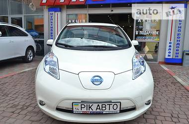 Хетчбек Nissan Leaf 2012 в Києві