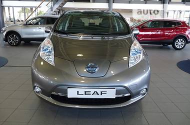 Хэтчбек Nissan Leaf 2017 в Киеве