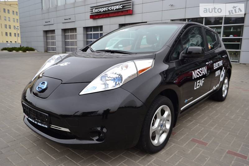 Хетчбек Nissan Leaf 2013 в Харкові