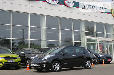 Хэтчбек Nissan Leaf 2014 в Киеве