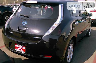 Хэтчбек Nissan Leaf 2013 в Одессе