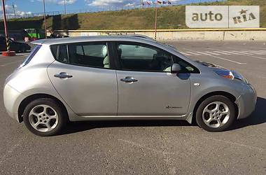 Хетчбек Nissan Leaf 2013 в Львові