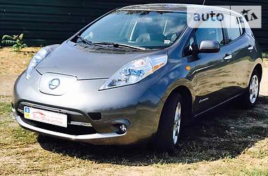 Хэтчбек Nissan Leaf 2014 в Николаеве