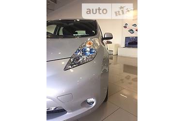 Хэтчбек Nissan Leaf 2013 в Житомире