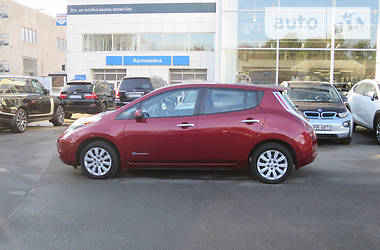 Хэтчбек Nissan Leaf 2014 в Киеве