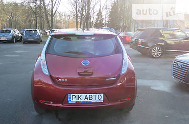 Хэтчбек Nissan Leaf 2014 в Киеве