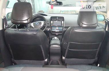 Седан Nissan Leaf 2013 в Киеве