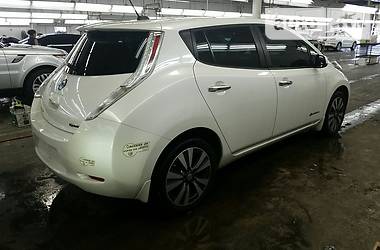 Хэтчбек Nissan Leaf 2014 в Киеве